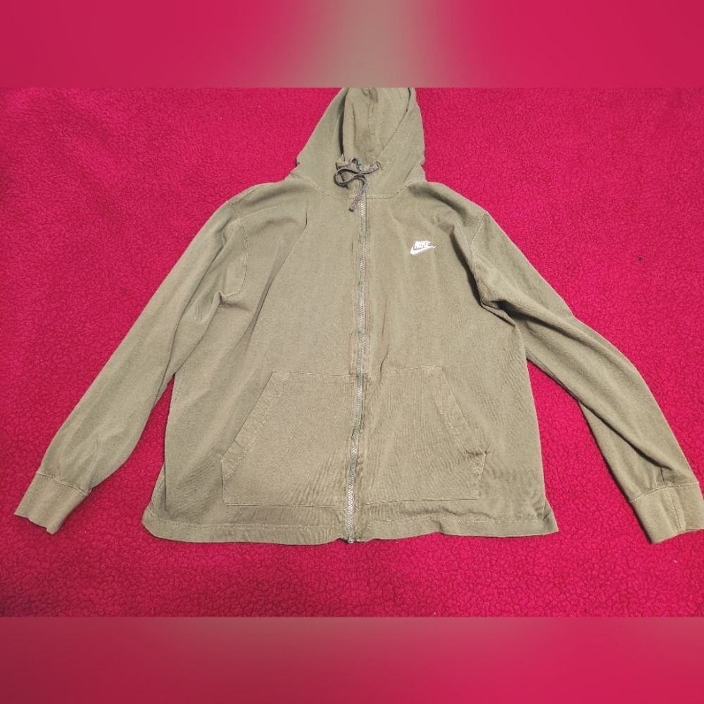 Nike zip up sweater
